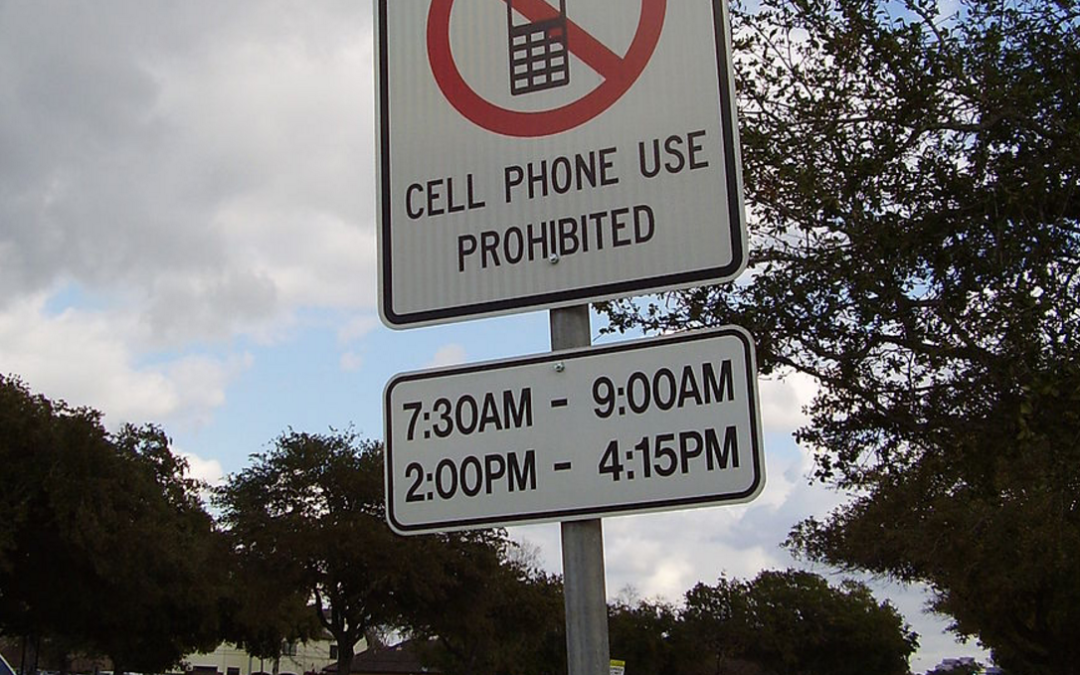 How Best to Communicate: Phone Call, Email, Text, Social Media